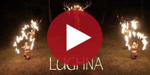 Lughna est un spectacle destiné aux enfants comme aux adultes pour les festivals.